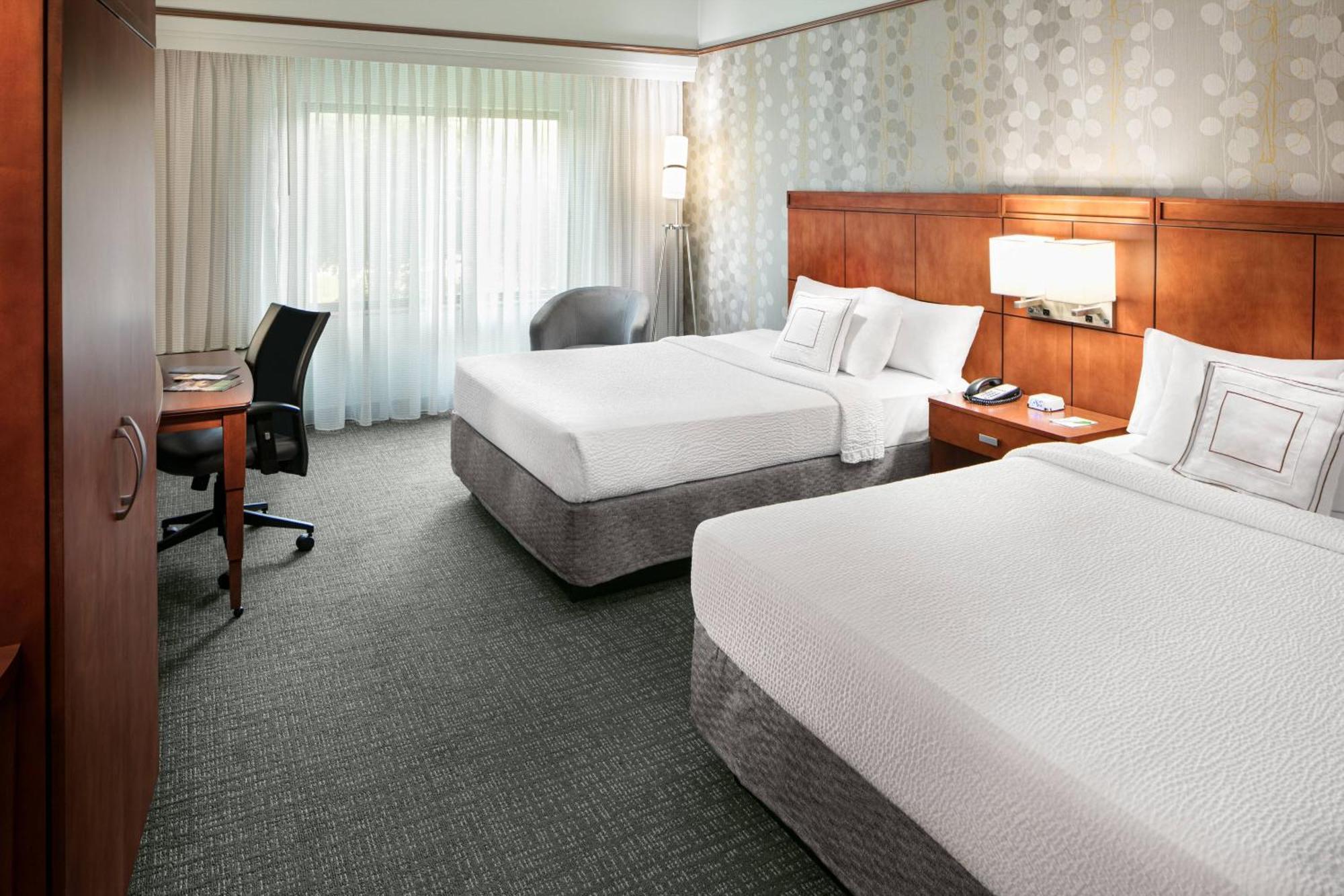 Courtyard Bethlehem Lehigh Valley/I-78 Экстерьер фото