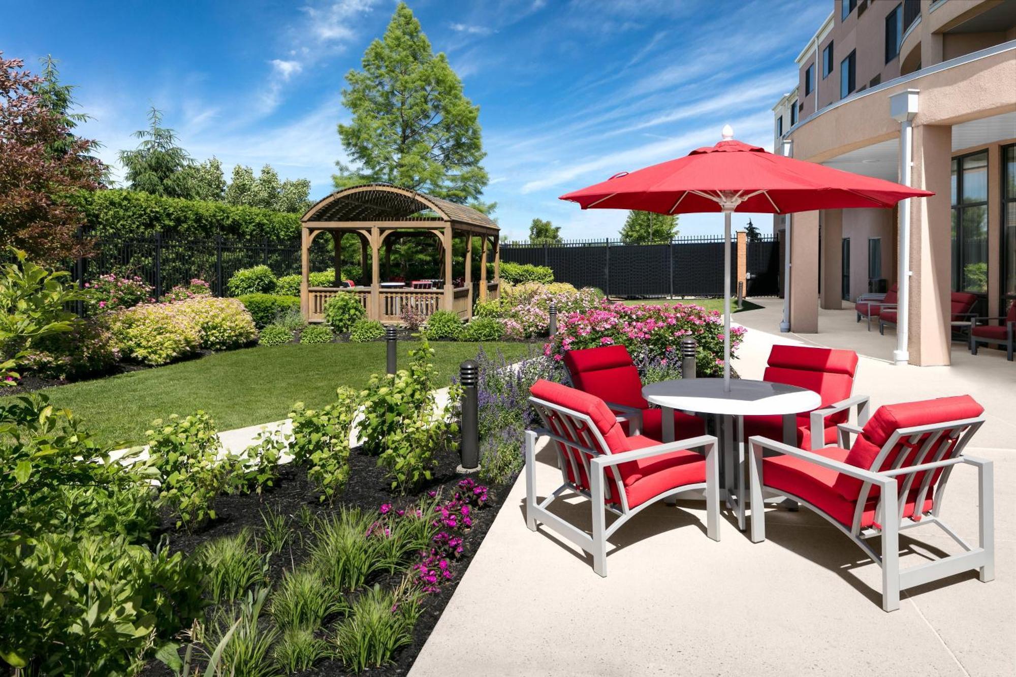 Courtyard Bethlehem Lehigh Valley/I-78 Экстерьер фото